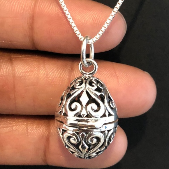 Sterling Silver Filigree Egg  Locket Necklace - Picture 2 of 8